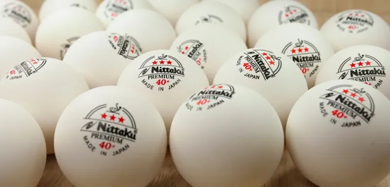 A picture of 3 star Table Tennis balls.